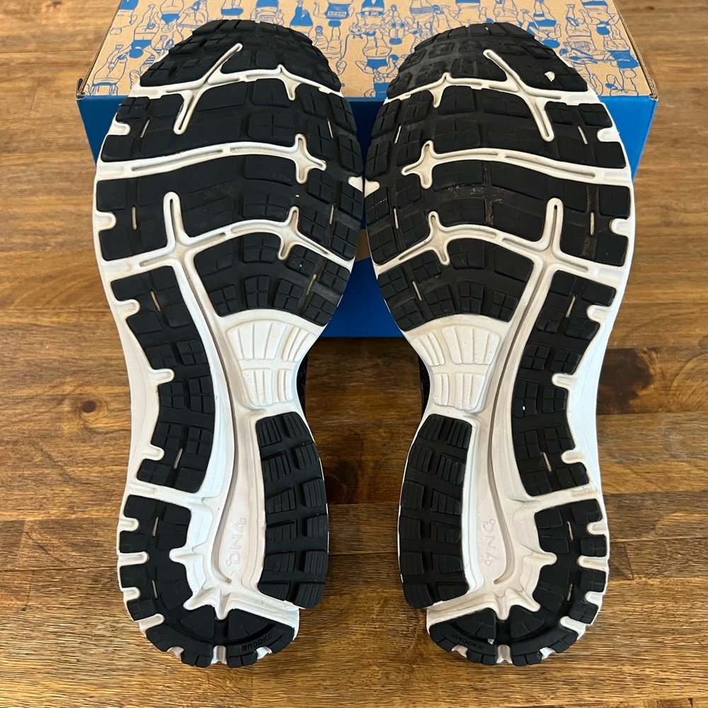 Brooks Anthem 2 - Men's Size 11 - Picture 8 of 9